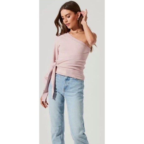 ASTR the Label Icy Pink One Sleeve Side Wrap Sweater Size XL Long Sleeve NWT - Picture 1 of 12